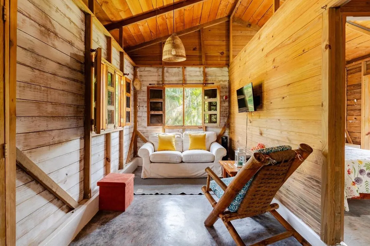 La Casita Primavera-Cozy And Rustic Piedra Blanca